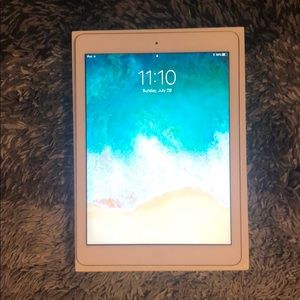 🍎Apple iPad Air 64GB